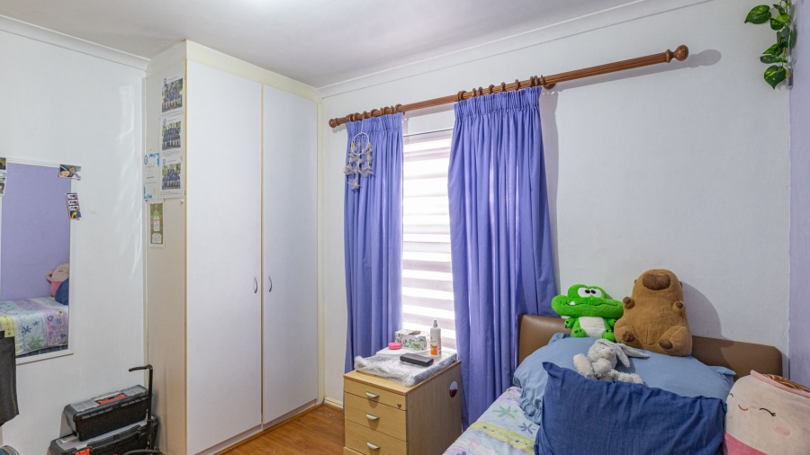 3 Bedroom Property for Sale in Wynberg Western Cape